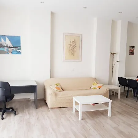 Spacious In Cabanyal Appartement Valencia